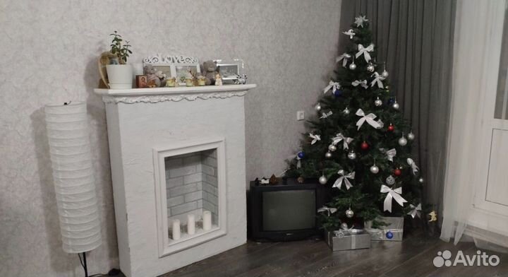 Камин декоративный