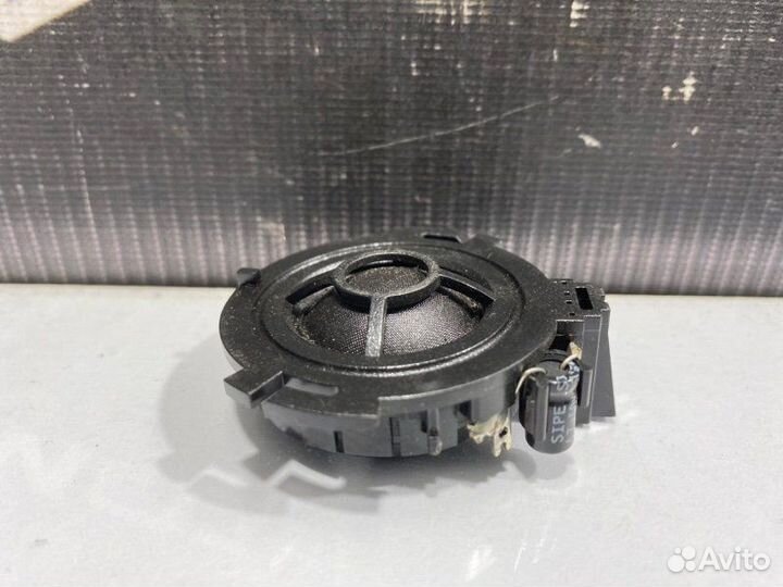 Динамик Audi Q7 4L BHK 2009