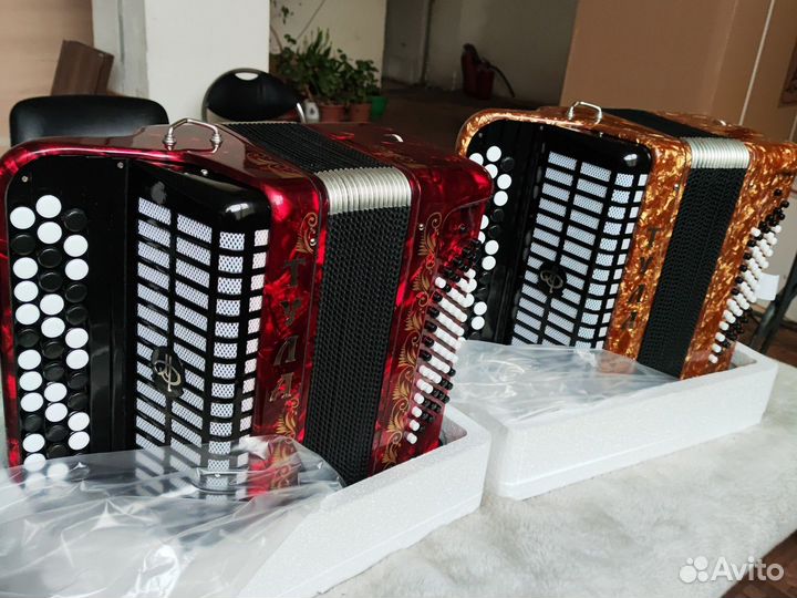 Баян Тула 40х60, бн-42 новый