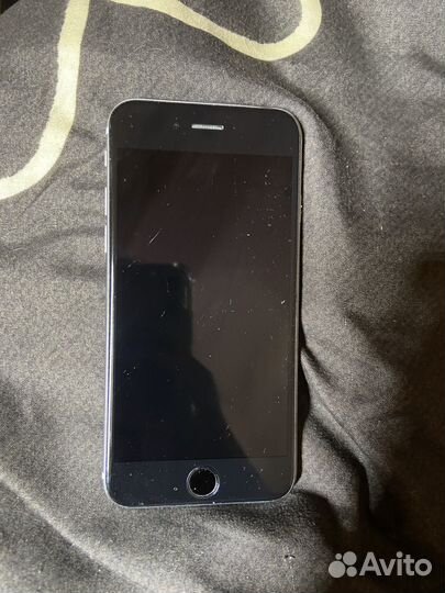 Телефон iPhone 6s