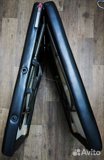 Массажный стол