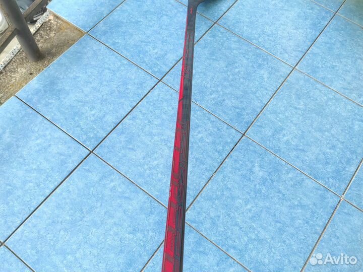 Клюшка хоккейная правый хват ccm взрослая