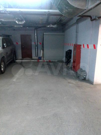 Машиноместо, 18 м²