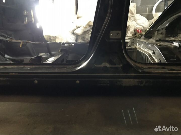 Порог со стойкой левый (Geely Emgrand EC7)