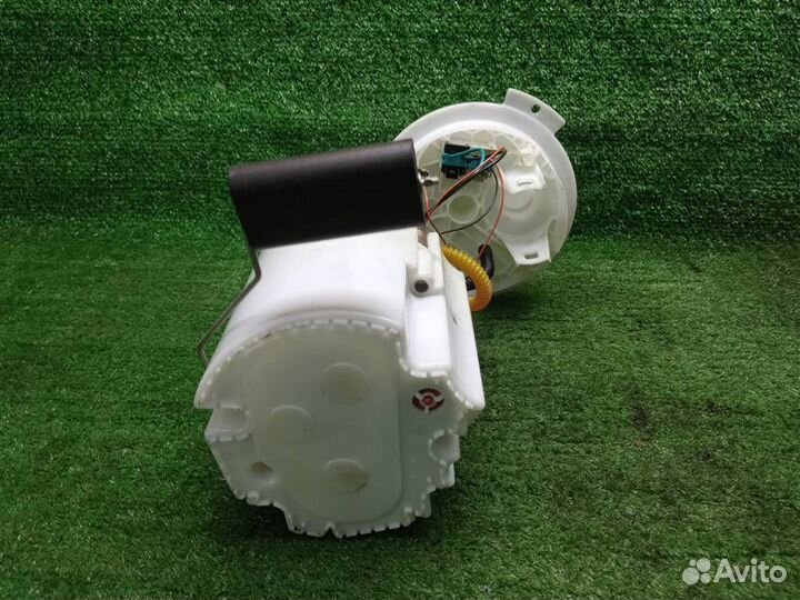 Насос топливный электрический Opel Astra J (2010