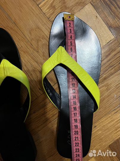 Сланцы и сумка Corcocomo