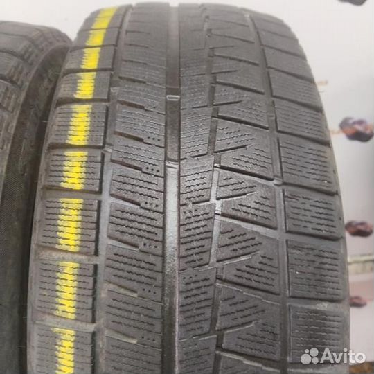 Bridgestone Blizzak Revo GZ 215/55 R17