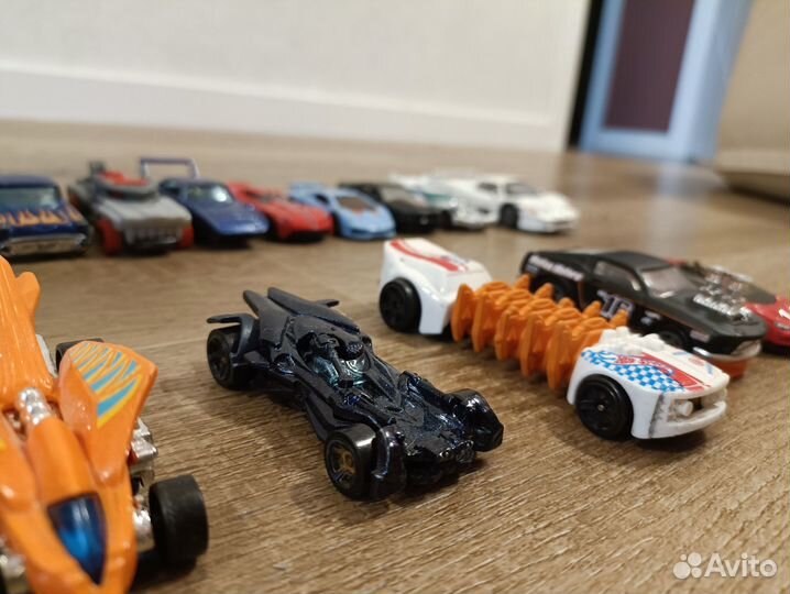 Машинки хот вилс hot wheels оригинал