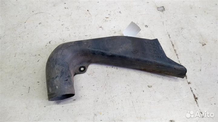 Воздухозаборник наружный Audi A6 C4 94-97г