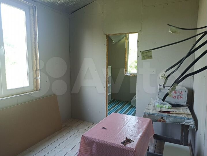 Дом 30 м² на участке 4,3 сот.