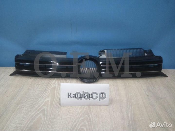 Решетка радиатора Volkswagen Golf 6 (2009-2013)