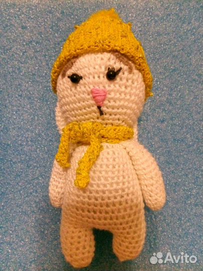 Зайка (вязаный)