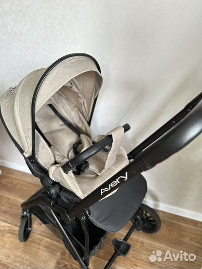 Прогулочная коляска happy baby avery