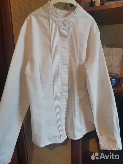 Рубашки и штаны для школы