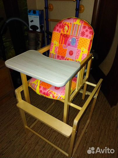 Стульчик для кормления