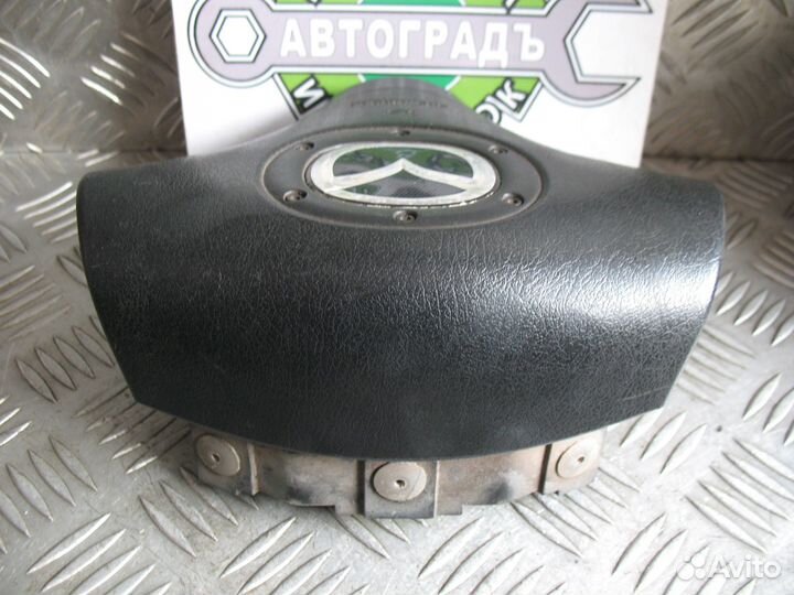 Подушка безопасности в руль Mazda Protege 5 2002г