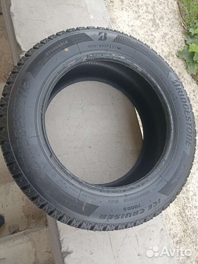Bridgestone Ice Cruiser 7000S 185/60 R15 84T