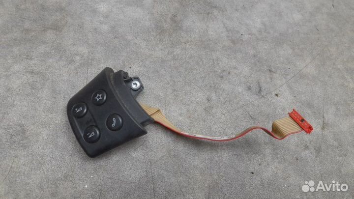 Кнопки руля Volkswagen Passat B6 2.0 cbab AT (DSG)