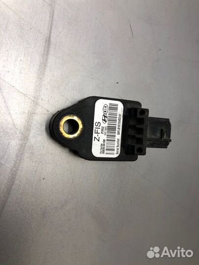 Датчик удара Kia Cee'd универсал D4FB 2010