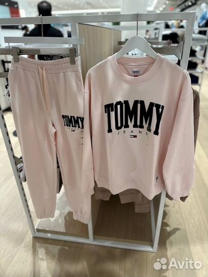 Tommy hilfiger костюм женский