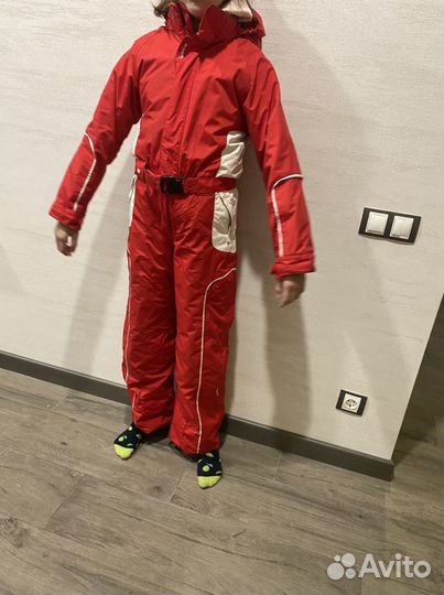 Лыжный комбинезон