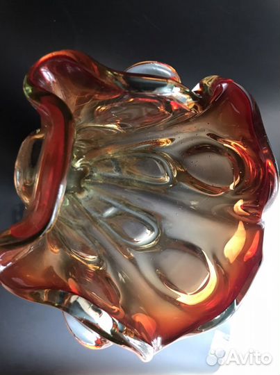 Ваза цветное стекло бульгазе Чехословакия