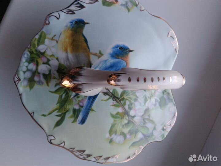 Шкатулка фарфоровая