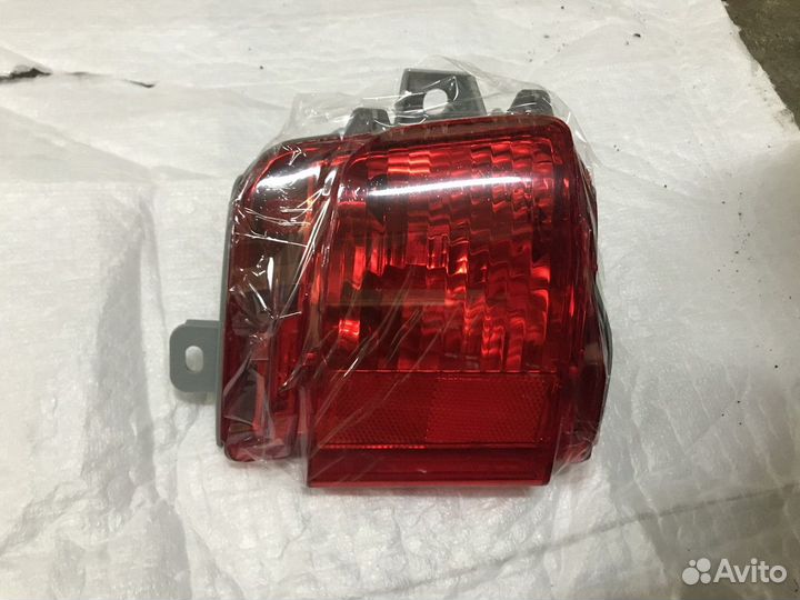 Фонарь противотуманный левый в бампер