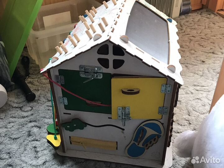 Бизиборд домик бу