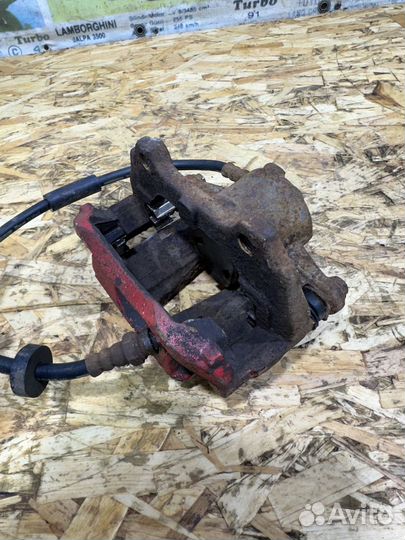 Суппорт передний Фиат Альбеа