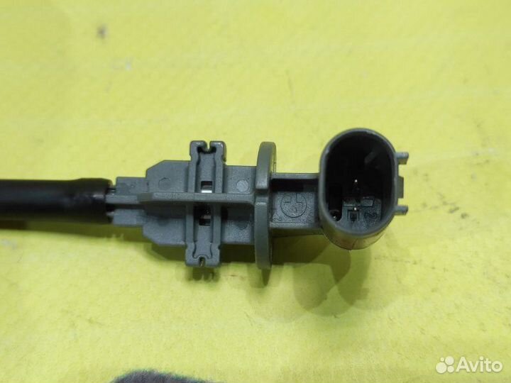 Датчик уровня омывающей жидкости Bmw 5-Series F10