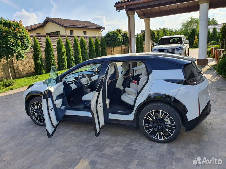 Zeekr X 428 л.с. AT, 2023, 3 400 км