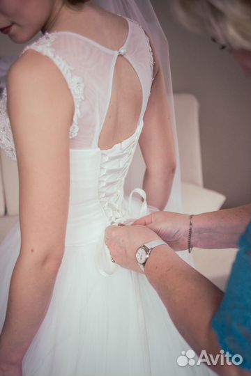 Свадебное платье 42-46 бу