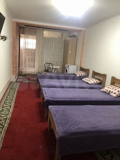 Комната 40 м² в 2-к., 1/5 эт.