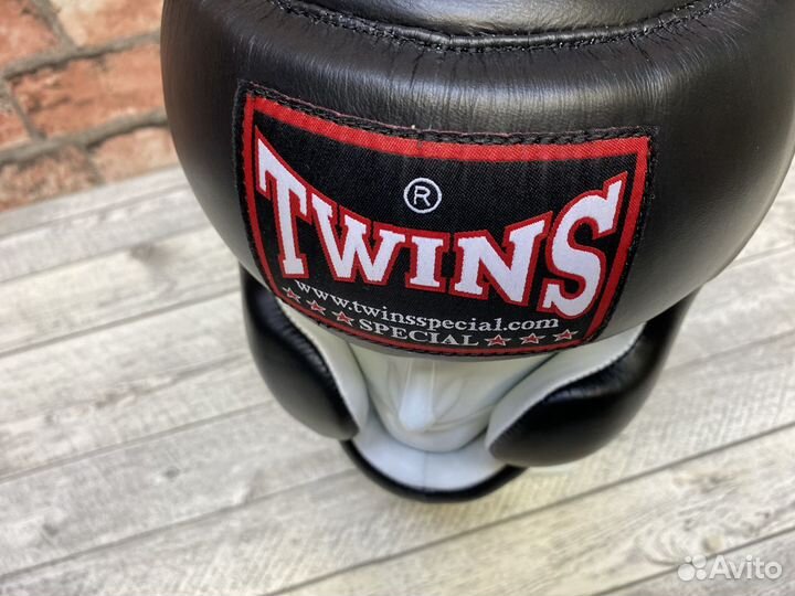 Боксерский шлем Twins Special - черный