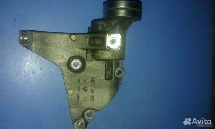 Кронштейн натяжной ролик Volkswagen