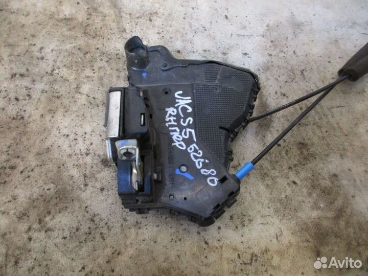 Замок двери передней правой JAC S5 2013-2019 (6105