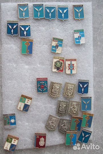 Продам значки на тему 