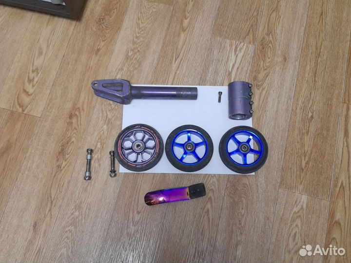 Детали на трюкавой самокат