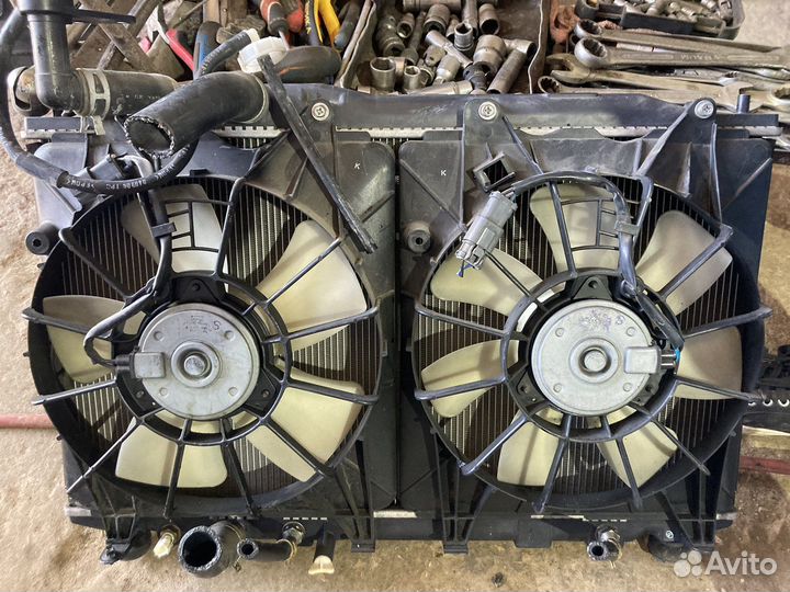Honda civic 4d радиатор охлаждения в сборе