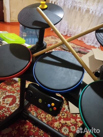 Guitar hero (барабаны и гитары) Xbox 360