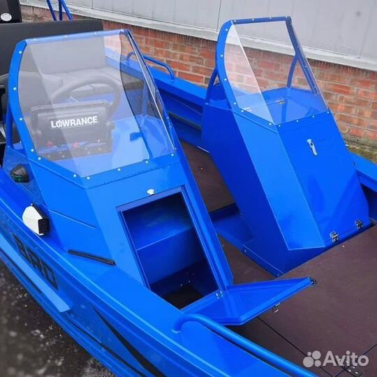 Лодка BRO S 4.2 консольная