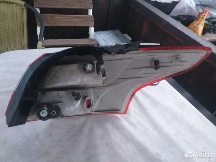 Задняя фара ford focus 3