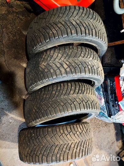 Michelin X-Ice North 245/45 R18