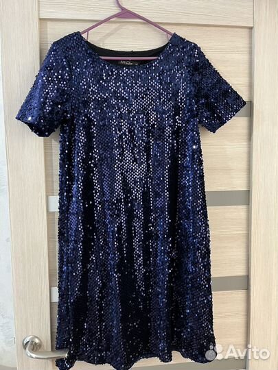 Нарядное платье