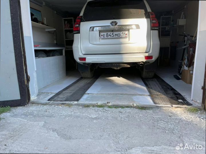 Конвейерная лента на гусеничные болотоходы