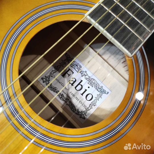 Гитара новая электроакустическая