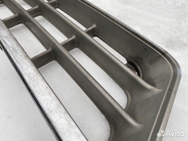 Решетка радиатора Ford Econoline 1992 год