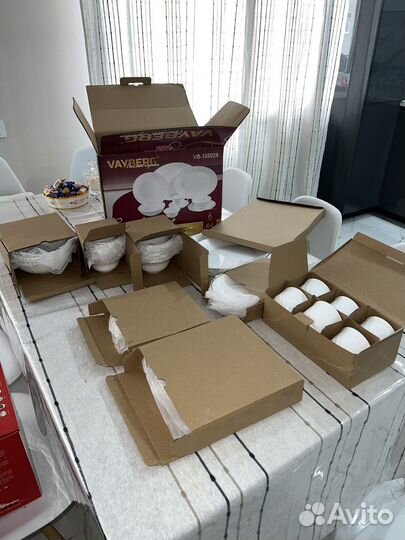 Набор столовой посуды 44 предмета новый