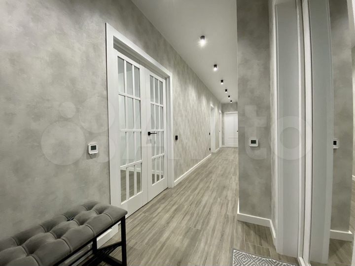 3-к. квартира, 101 м², 10/12 эт.